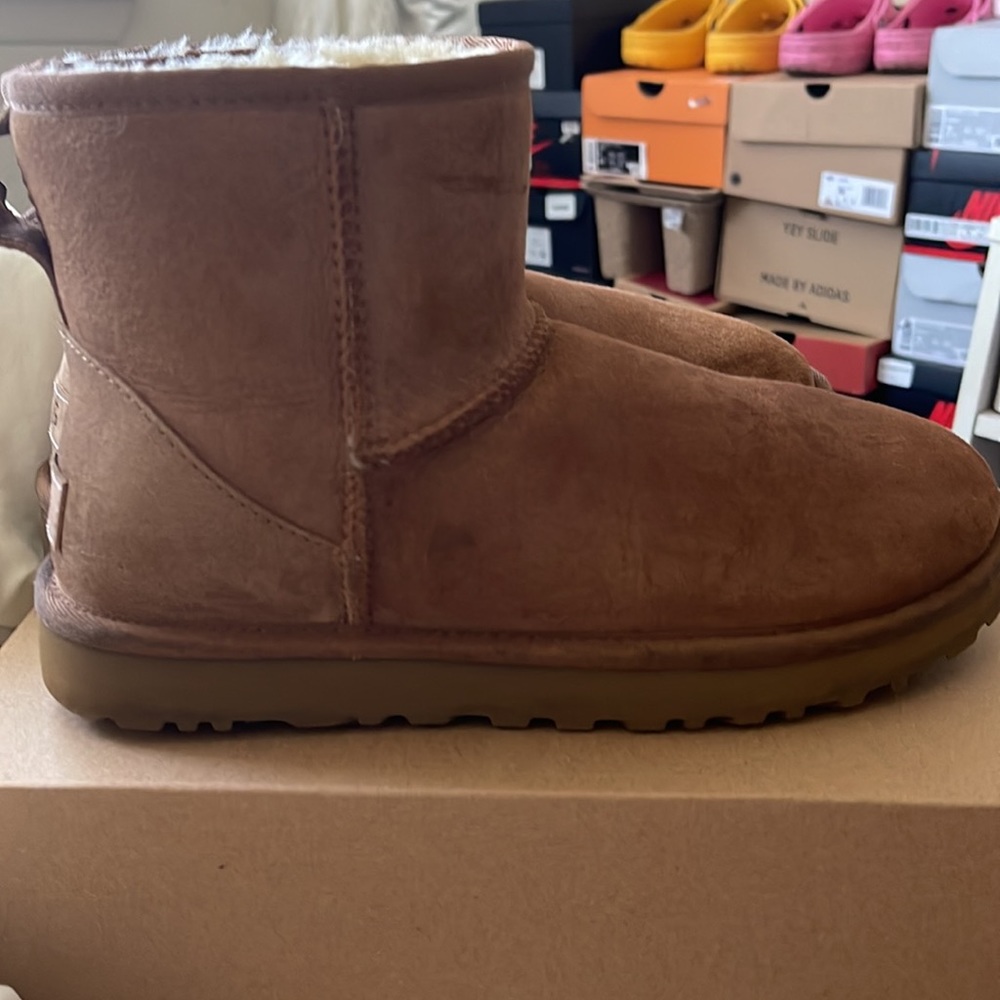 UGG Women's Classic II Mini Boots